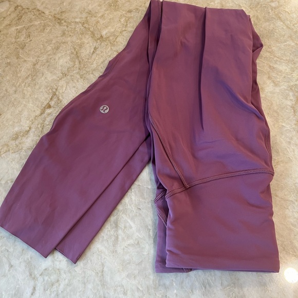 Lululemon Base Pace High-Rise Tight 25" Vintage Plum Size 2 - Picture 4 of 6